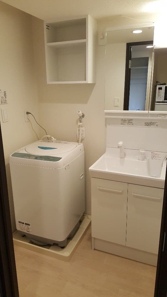 Room image 16
