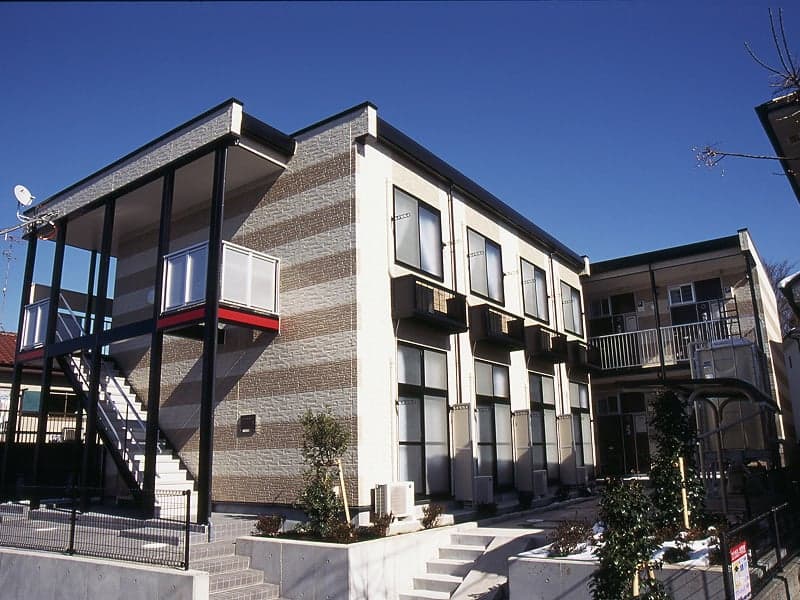 Main exterior of leopalace Hills Shimadai