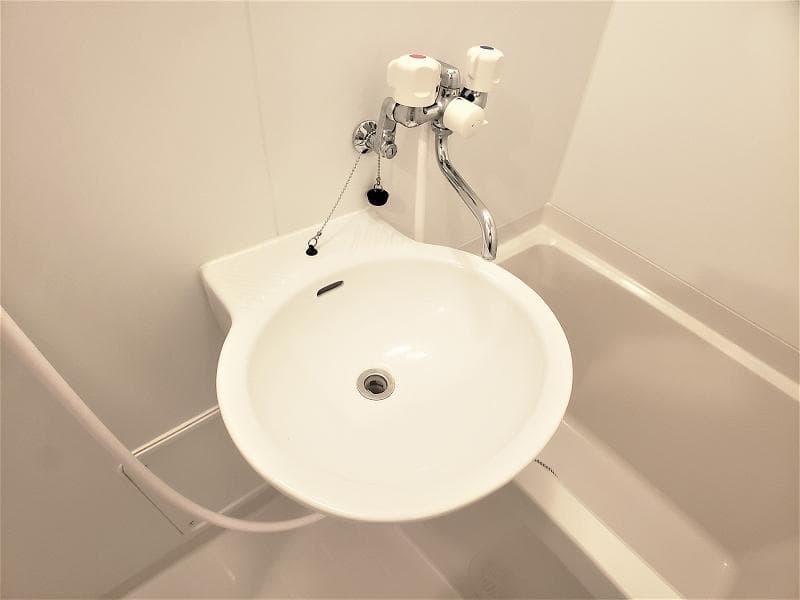 Room image 8