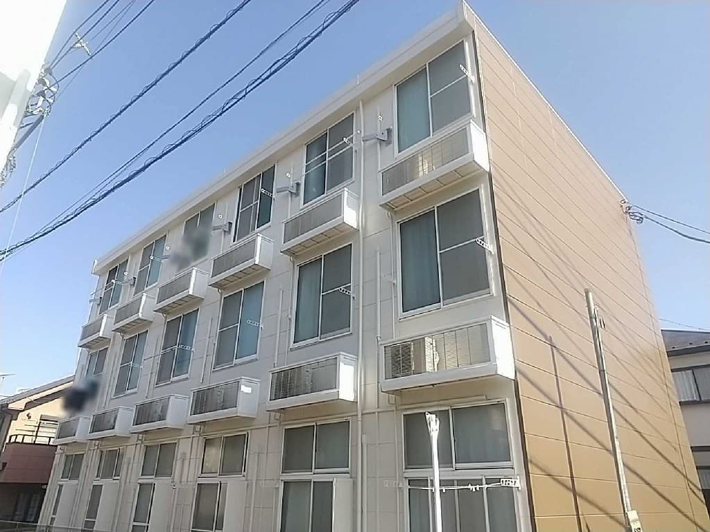 Main exterior of leopalace Matsumura