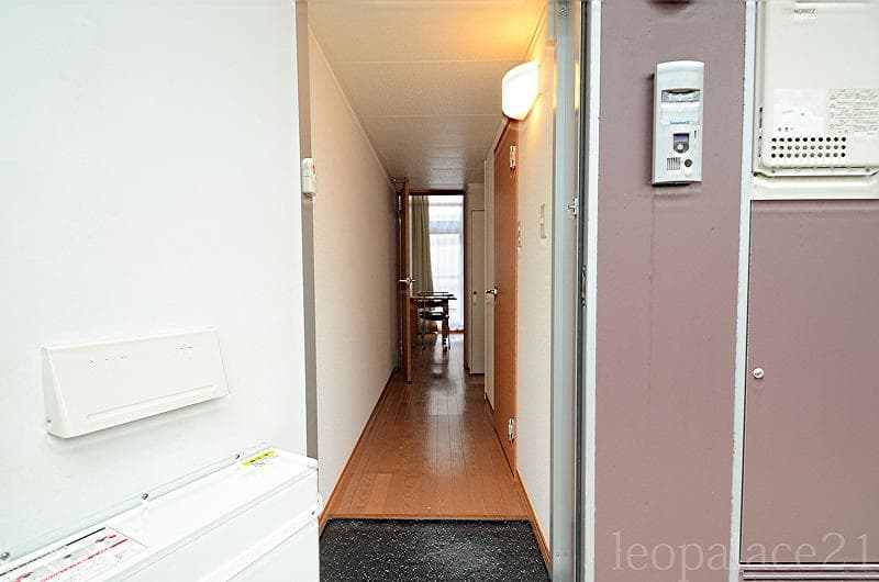 Room image 15