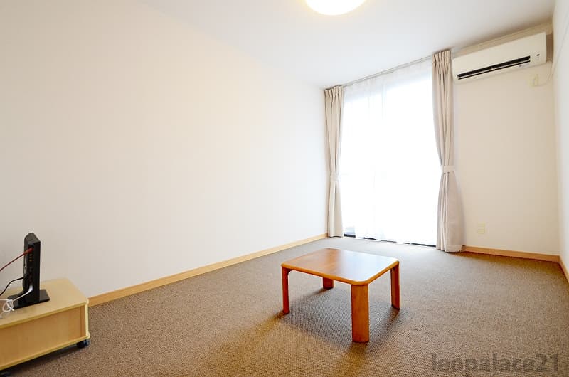 Preview interior of leopalace Umekita Fiore