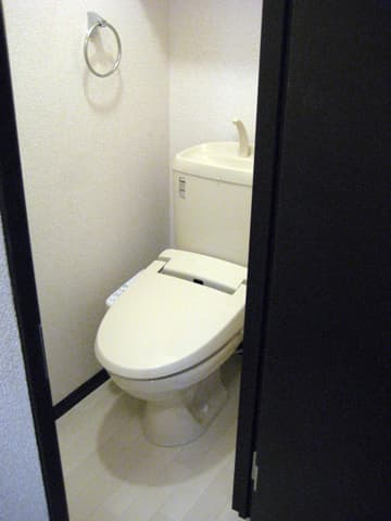 Room image 9