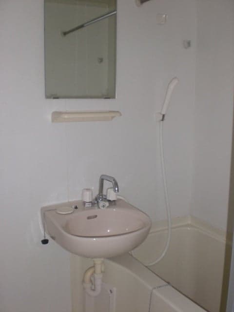 Room image 14