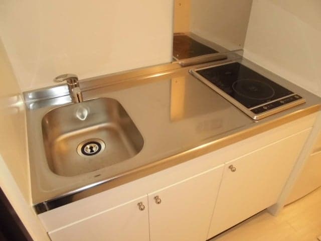 Room image 10