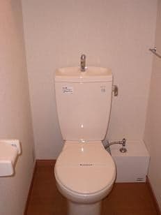 Room image 10
