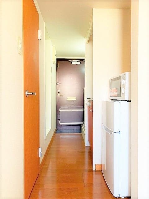 Room image 8