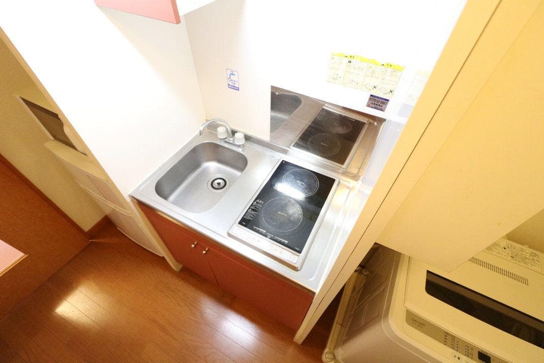 Room image 12