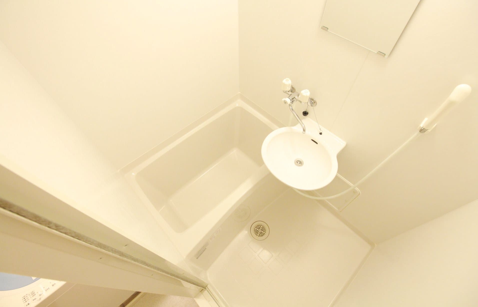 Room image 12