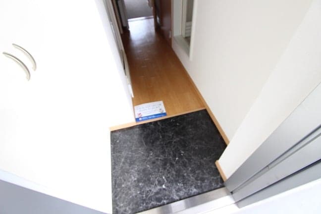 Room image 16