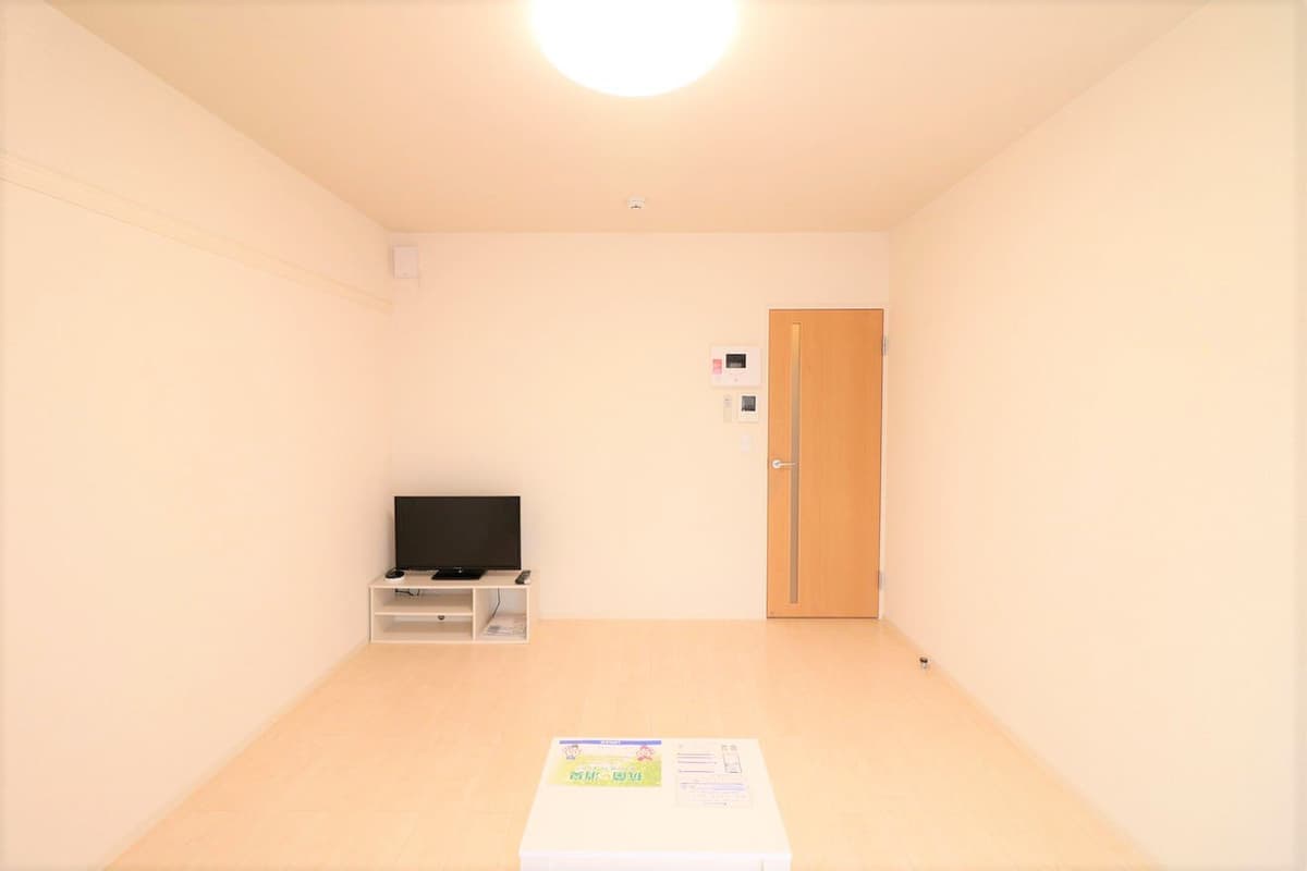 Room image 15