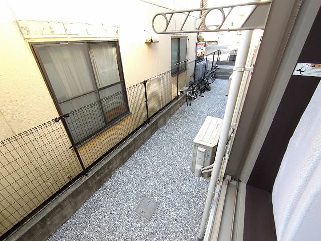 Room image 16