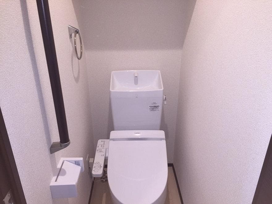 Room image 12