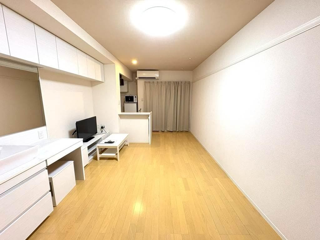 Preview interior of MIRANDA South View II