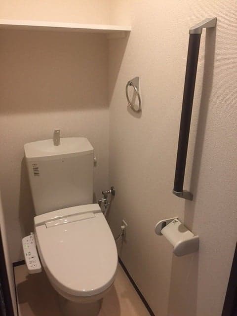 Room image 10
