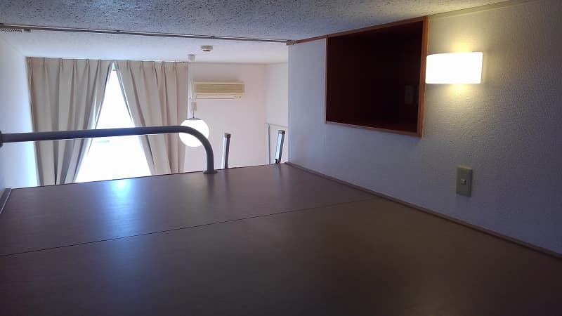 Room image 12
