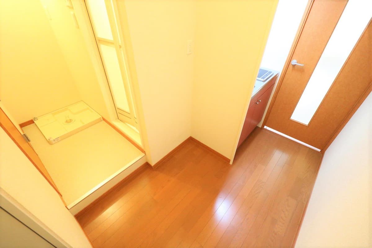 Room image 9