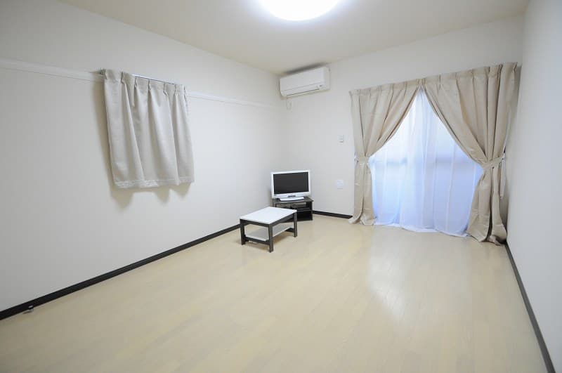 Room image 12
