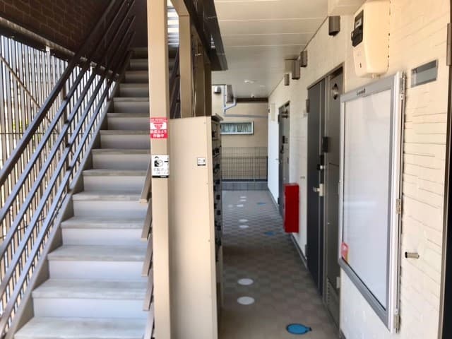 Room image 12