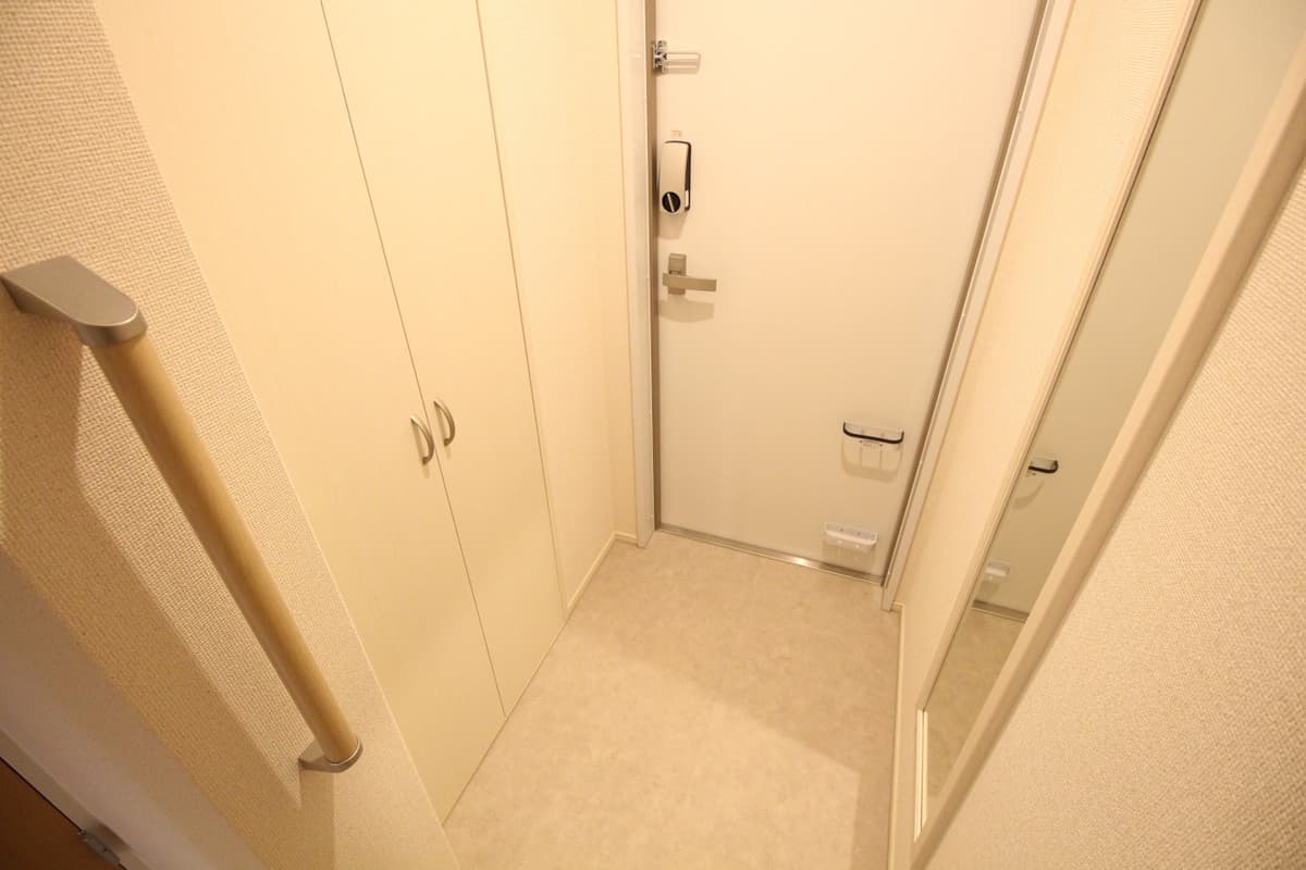 Room image 15