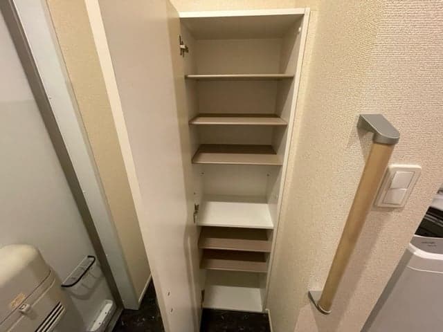 Room image 12