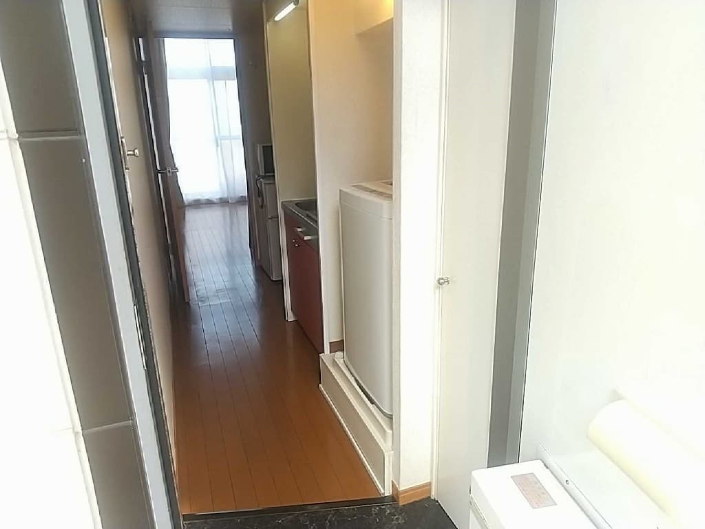 Room image 14