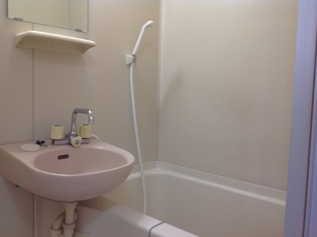 Room image 16