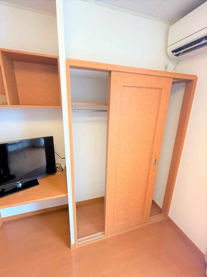 Room image 11