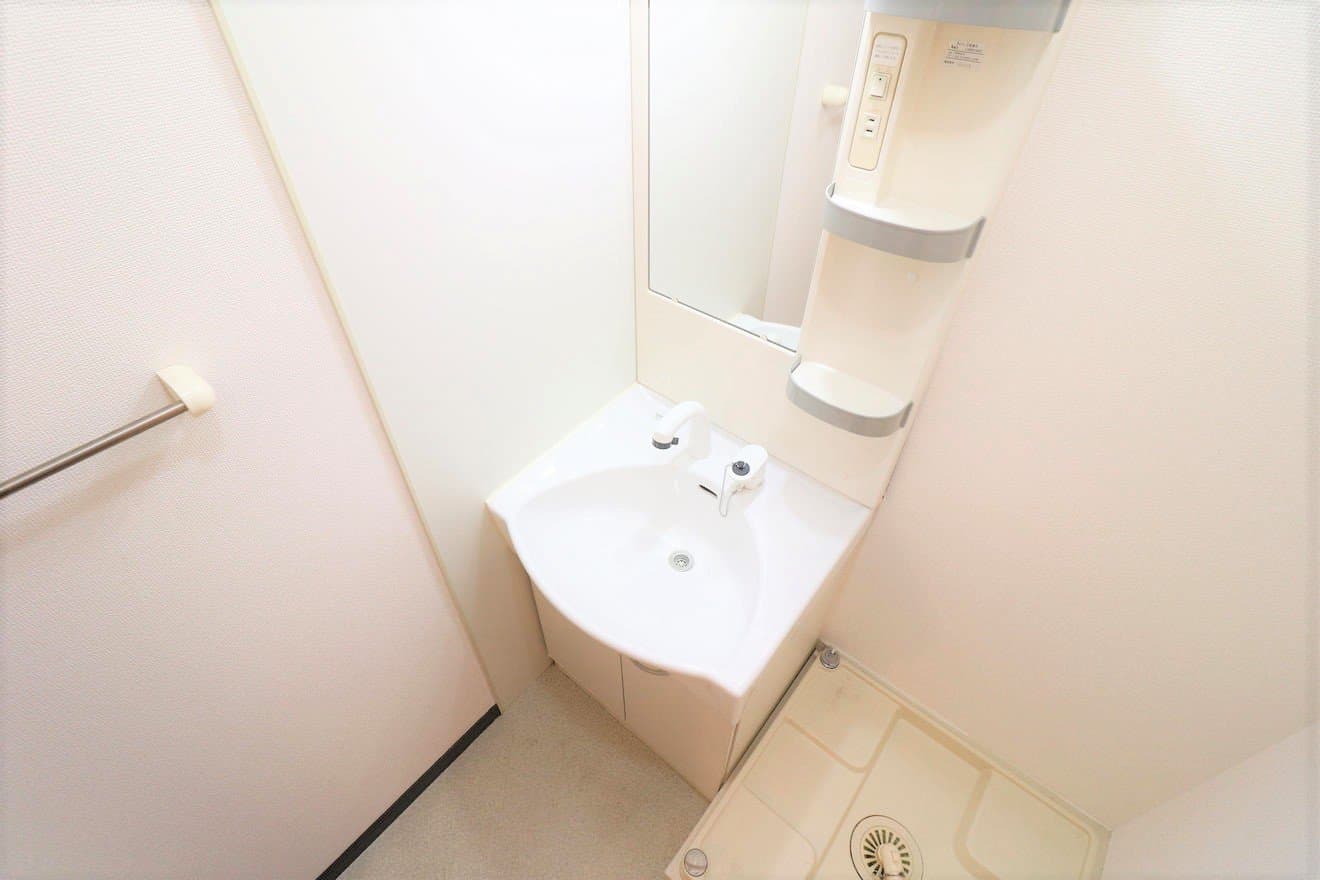 Room image 9