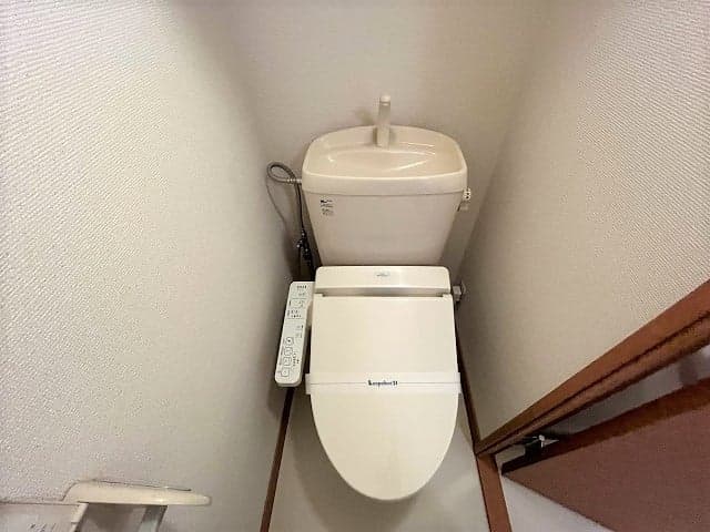 Room image 9