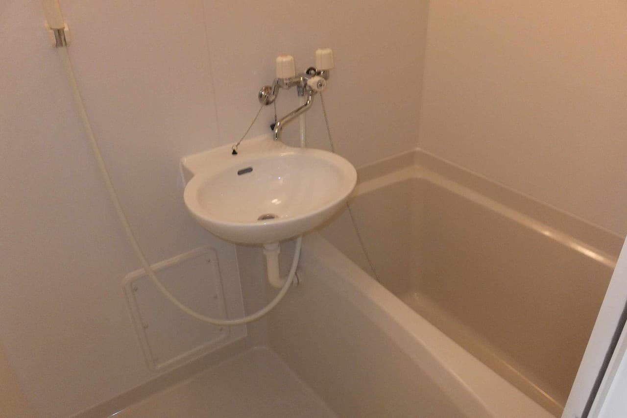 Room image 10