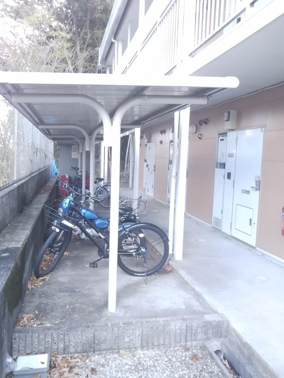 Room image 8