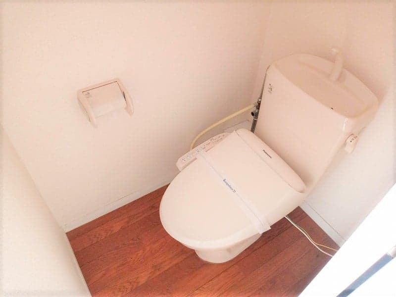 Room image 8
