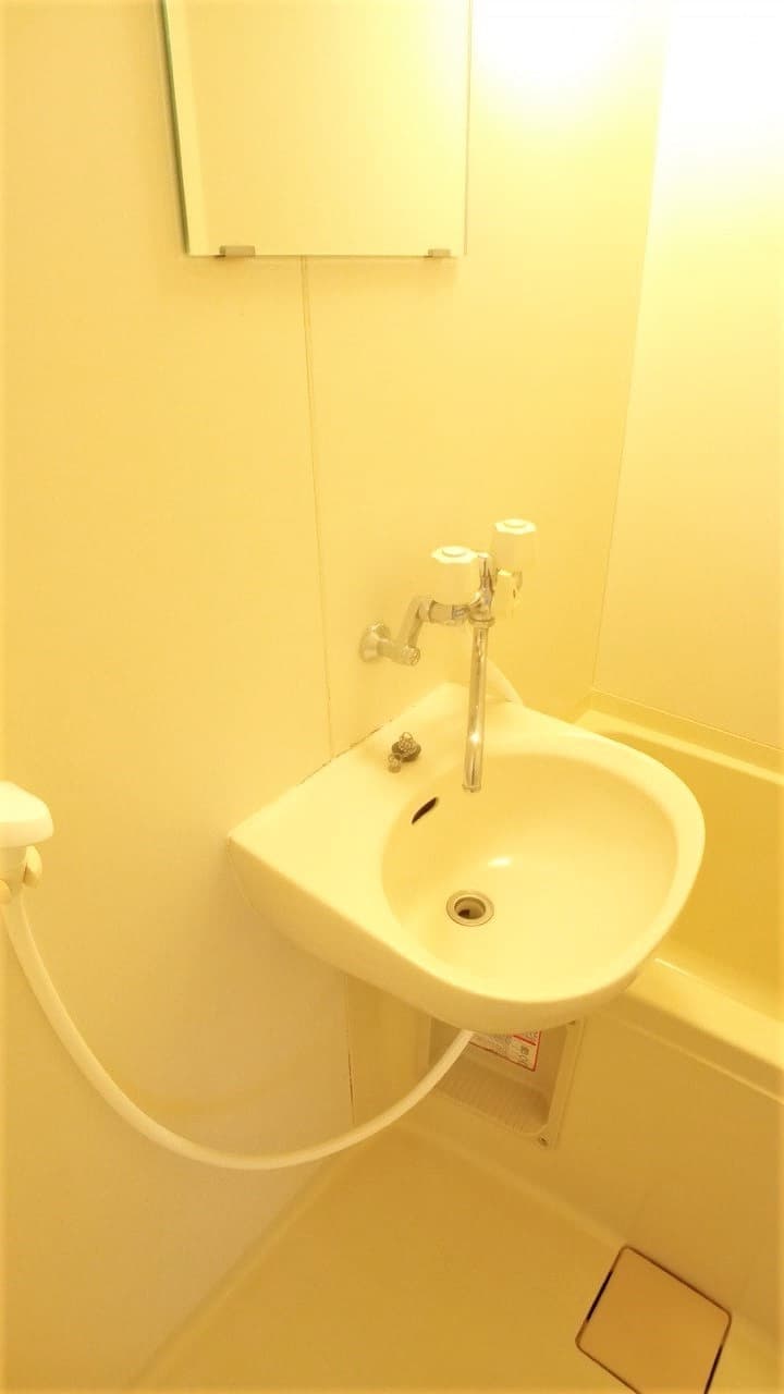Room image 13
