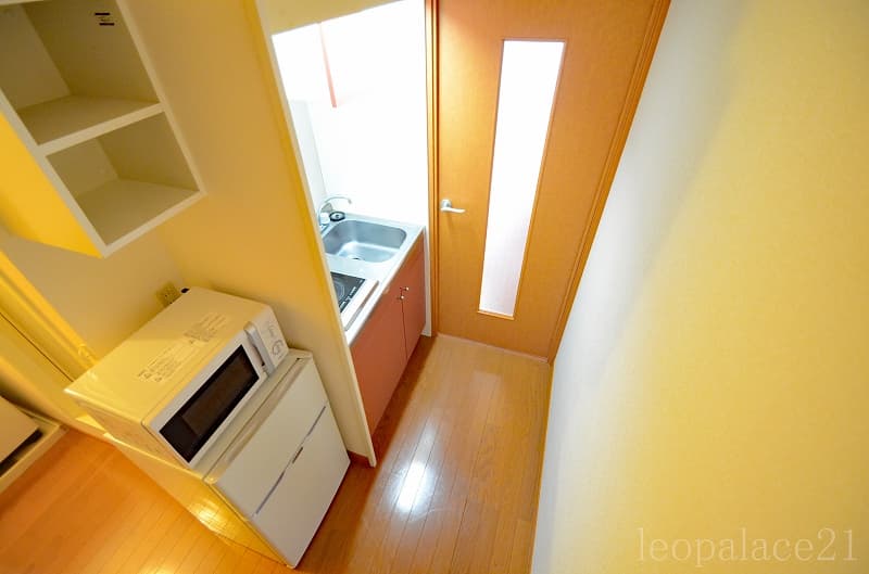 Room image 10