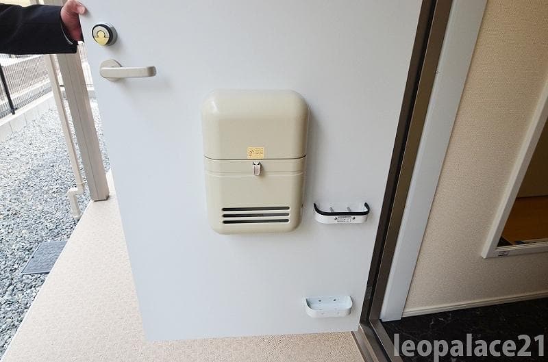 Room image 16