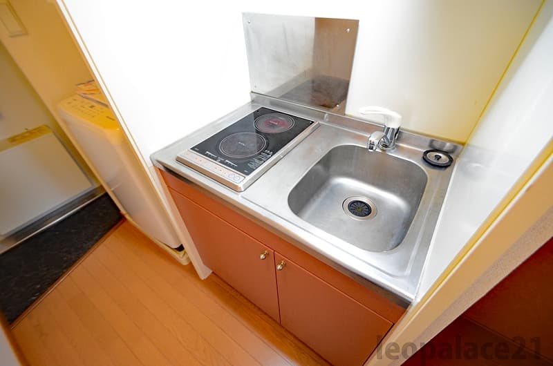 Room image 8