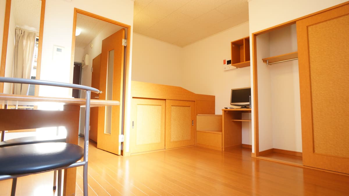 Room image 10