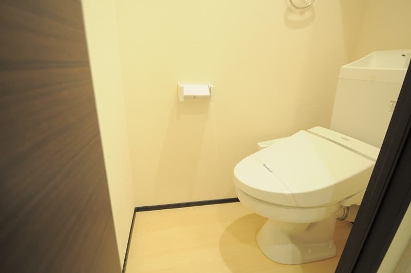 Room image 15