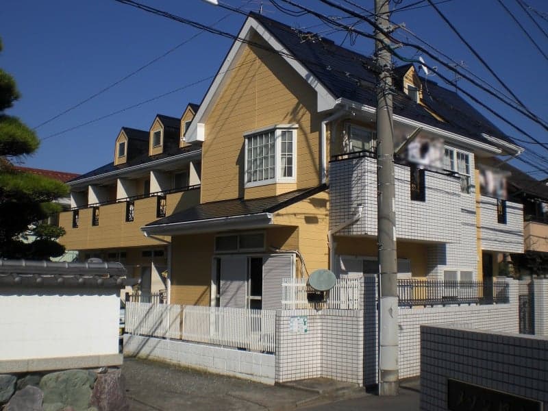 Main exterior of leopalace Kanazawa Bunko Dai8