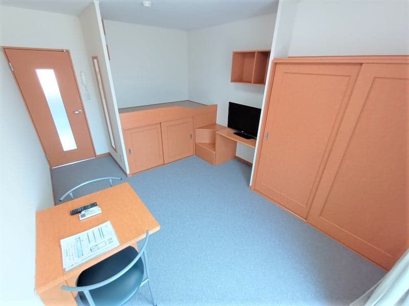 Room image 11