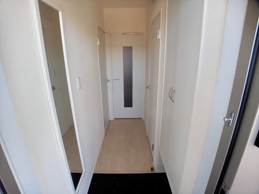 Room image 11