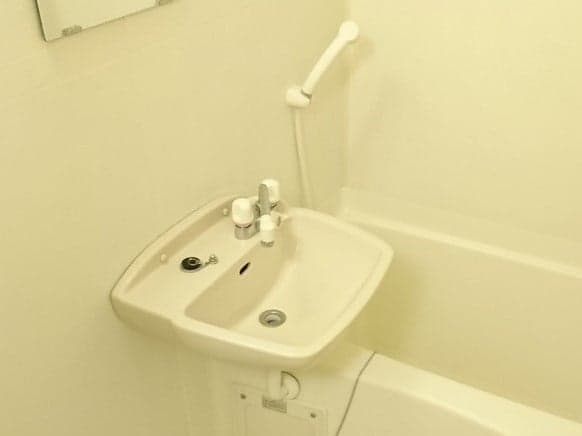 Room image 16