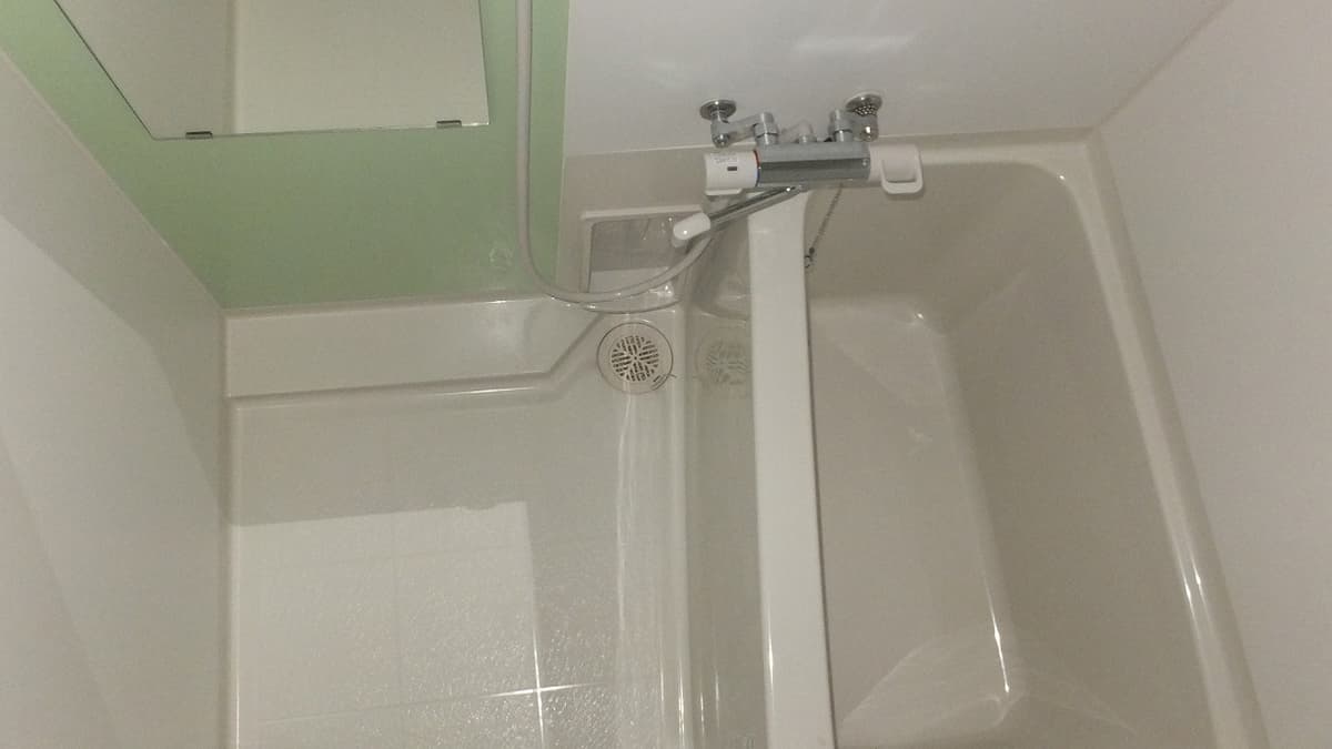 Room image 12