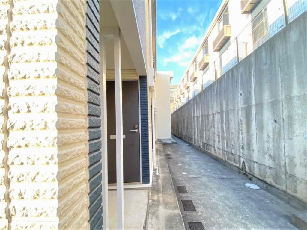 Room image 10