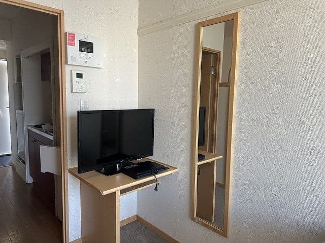 Room image 14