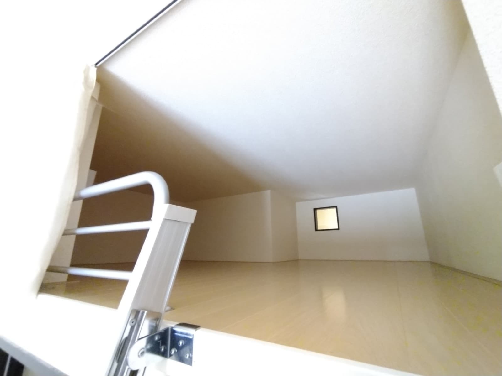 Room image 14
