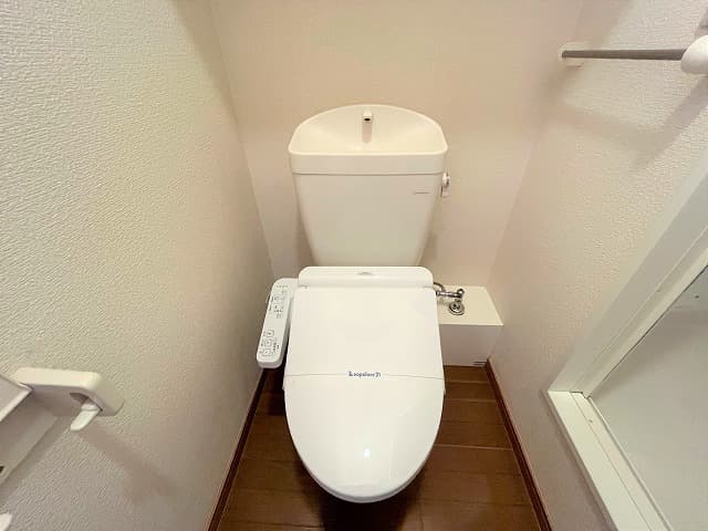 Room image 9