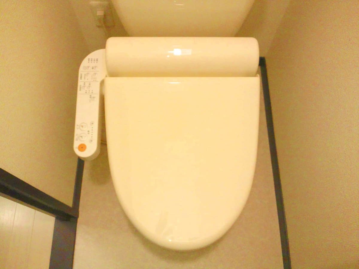 Room image 13