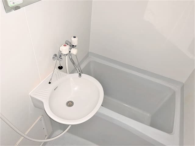 Room image 11